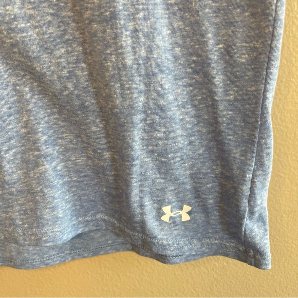 Under Armour Women's Blue V-Neck Top Size L - Picture 2 of 6